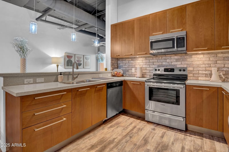 1 Lexington Ave #1001, Phoenix, AZ 85012