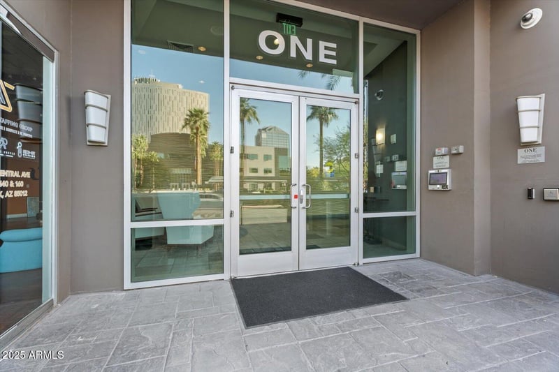 1 Lexington Ave #1302, Phoenix, AZ 85012