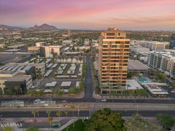 1 Lexington Ave #1302, Phoenix, AZ 85012