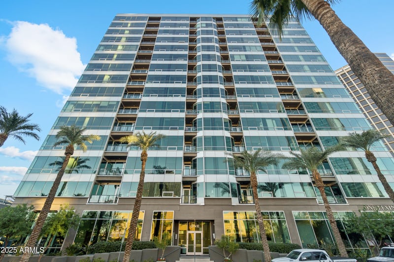 1 Lexington Ave #701, Phoenix, AZ 85012