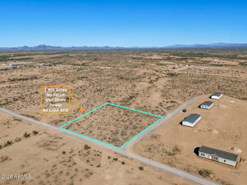 1 Radford Rd #C, Wittmann, AZ 85361