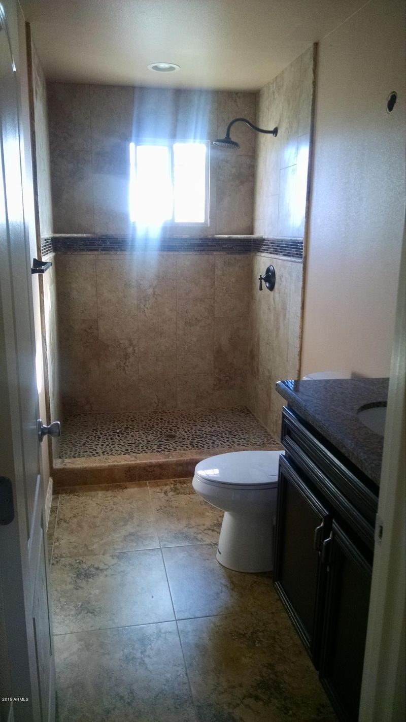 1 W Brinker Dr, Avondale, AZ 85323