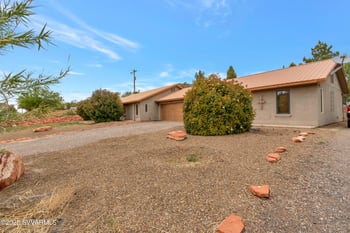 10 Mockingbird Ln, Sedona, AZ 86336
