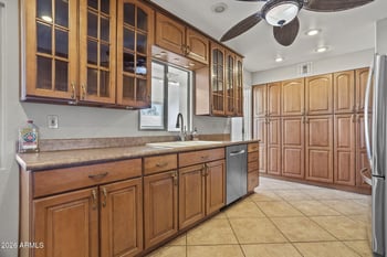 10 Palmcroft Dr, Tempe, AZ 85282