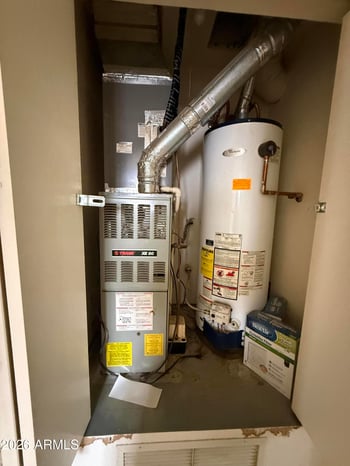 100 Arrowhead Dr, Huachuca City, AZ 85616