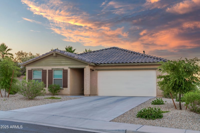 100 Cottonwood Ln, Wickenburg, AZ 85390