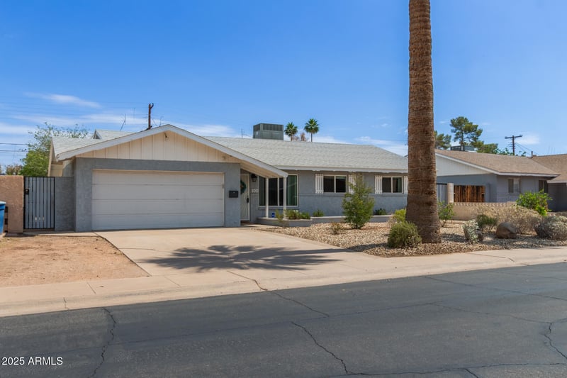 100 Geneva Dr, Tempe, AZ 85282