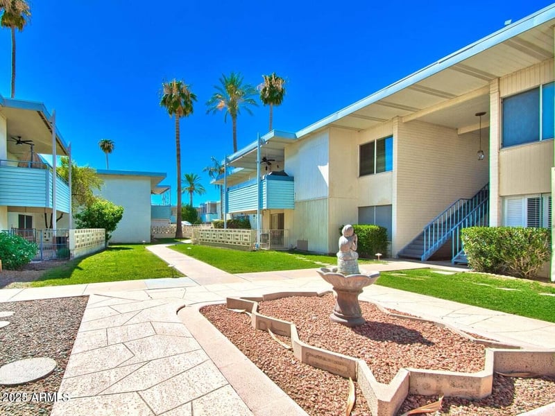 100 Maryland Ave #P2, Phoenix, AZ 85013