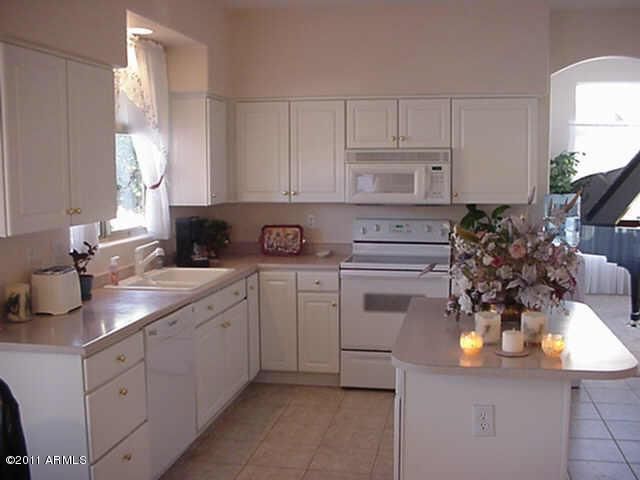 100 W Windsor Dr, Gilbert, AZ 85233