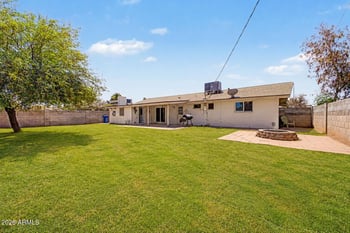 1000 Loyola Dr, Tempe, AZ 85282