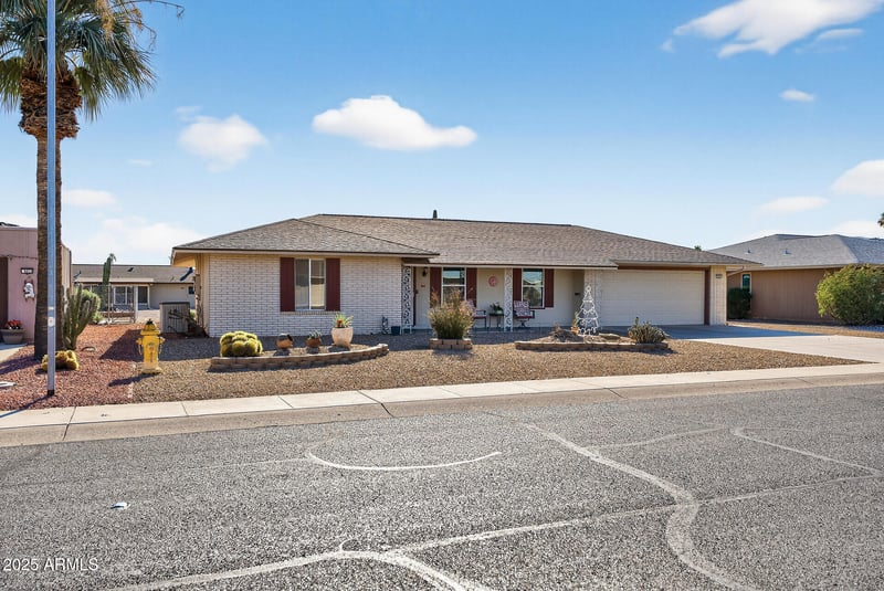 10001 Burns Dr, Sun City, AZ 85351