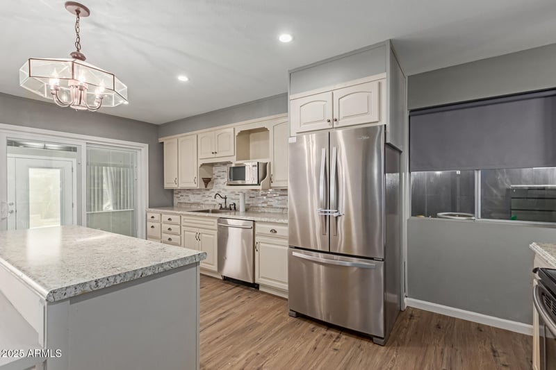 10001 Caron Dr, Sun City, AZ 85351