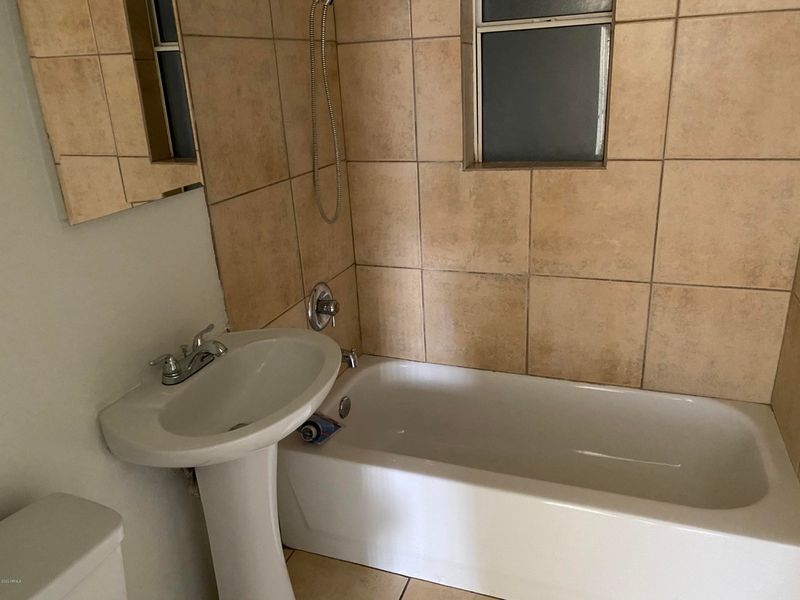 10001 N 18th Ave, Phoenix, AZ 85021