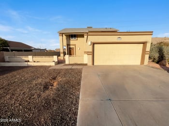 10002 66th Ln, Glendale, AZ 85302