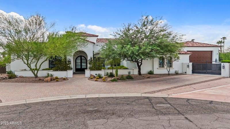 10002 N 61st Pl, Paradise Valley, AZ 85253