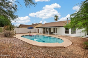 10002 47th Pl, Phoenix, AZ 85044