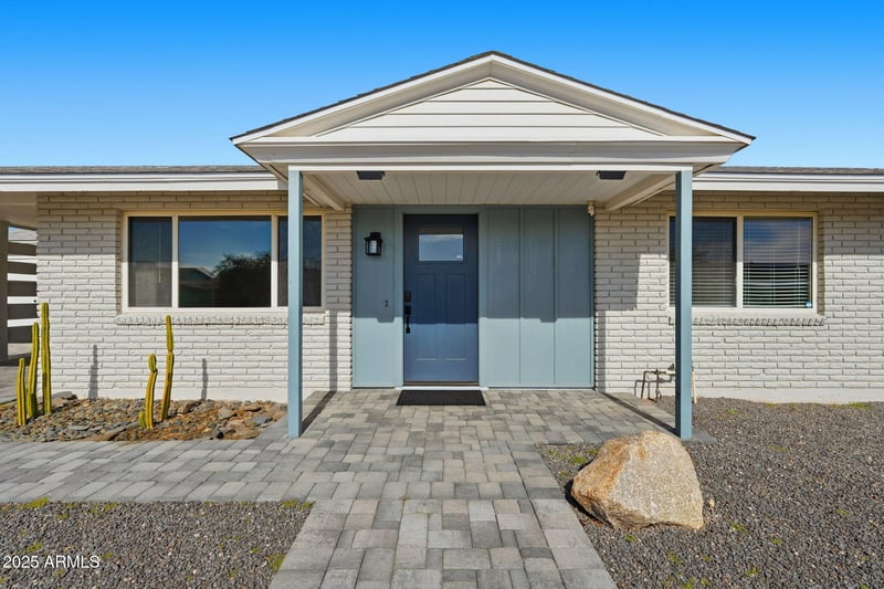 10002 Tarrytown Ave, Sun City, AZ 85351