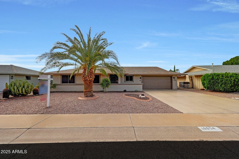 10004 Bright Angel Cir, Sun City, AZ 85351