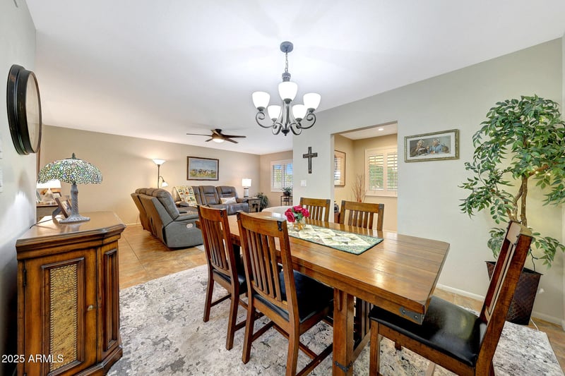 10004 Bright Angel Cir, Sun City, AZ 85351