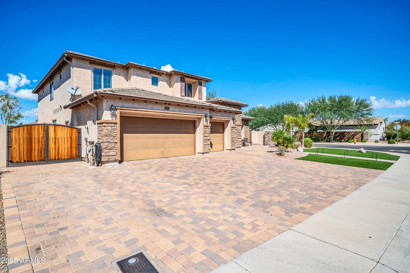10004 Sugar Sand Ln, Peoria, AZ 85383