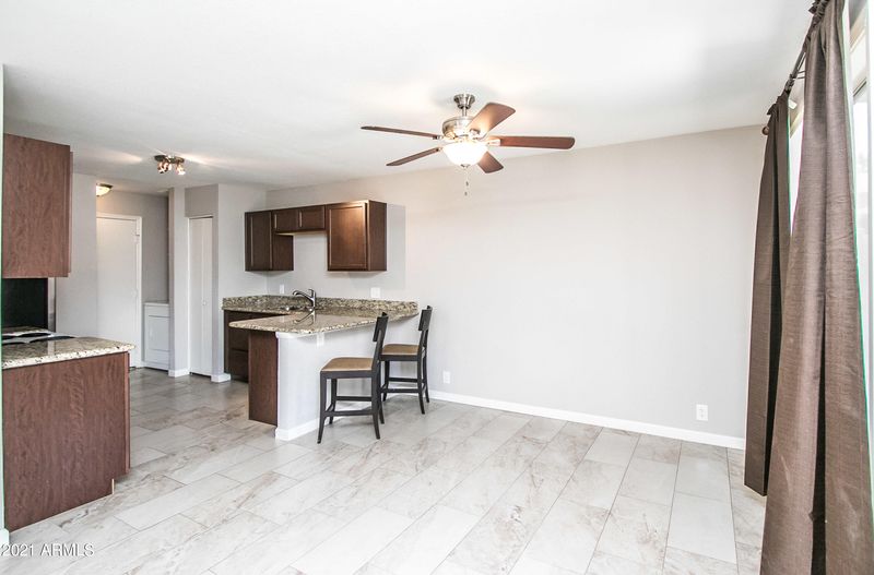 10006 N 66th Ave, Glendale, AZ 85302
