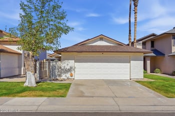 10006 Sells Dr, Phoenix, AZ 85037