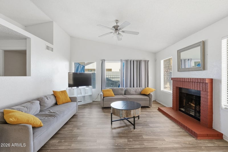 10006 Sells Dr, Phoenix, AZ 85037