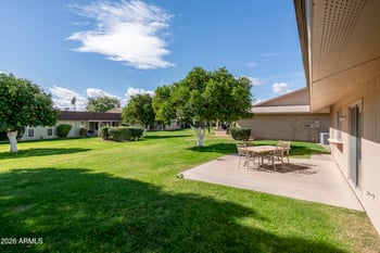 10007 Pleasant Valley Rd, Sun City, AZ 85351