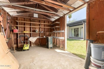 10008 44th Dr, Glendale, AZ 85302