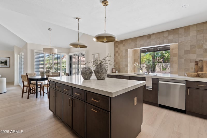 10008 E Sunnyslope Ln, Scottsdale, AZ 85258