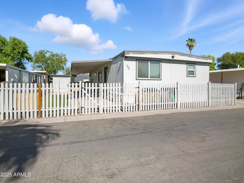 1001 43rd Ave #282, Phoenix, AZ 85009