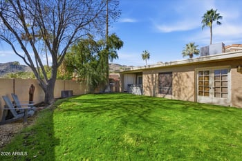 1001 Becker Ln, Phoenix, AZ 85020