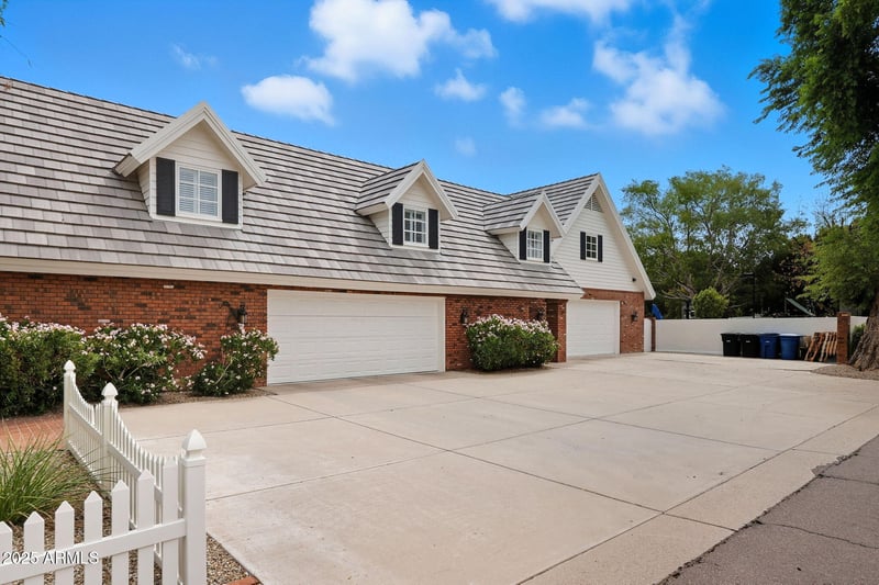 1001 Caroline Ln, Tempe, AZ 85284