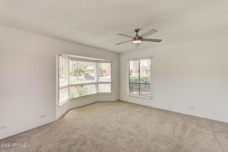 1001 E Becker Ln, Phoenix, AZ 85020