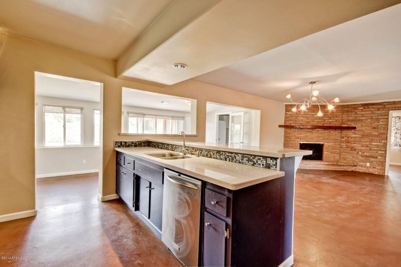 1001 E Palmaire Ave, Phoenix, AZ 85020