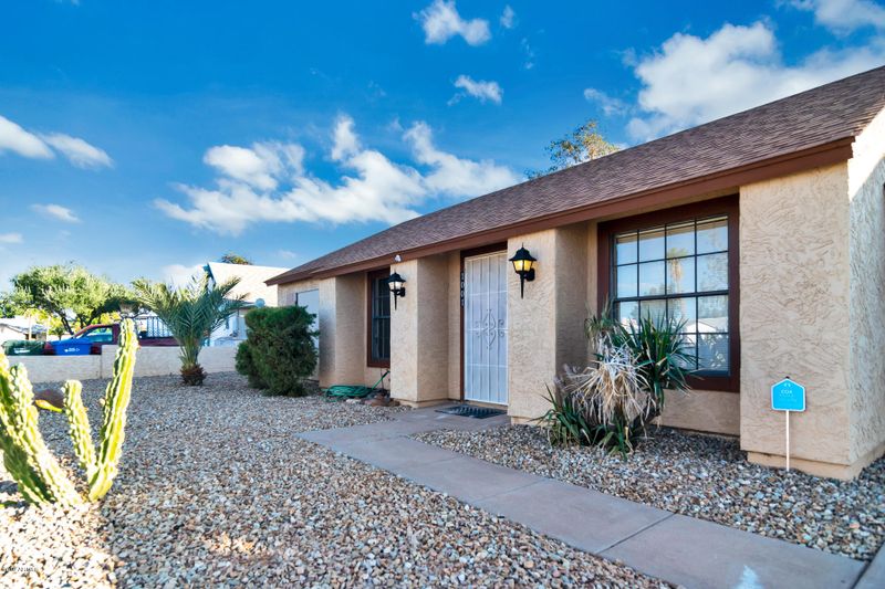 1001 W Monona Dr, Phoenix, AZ 85027