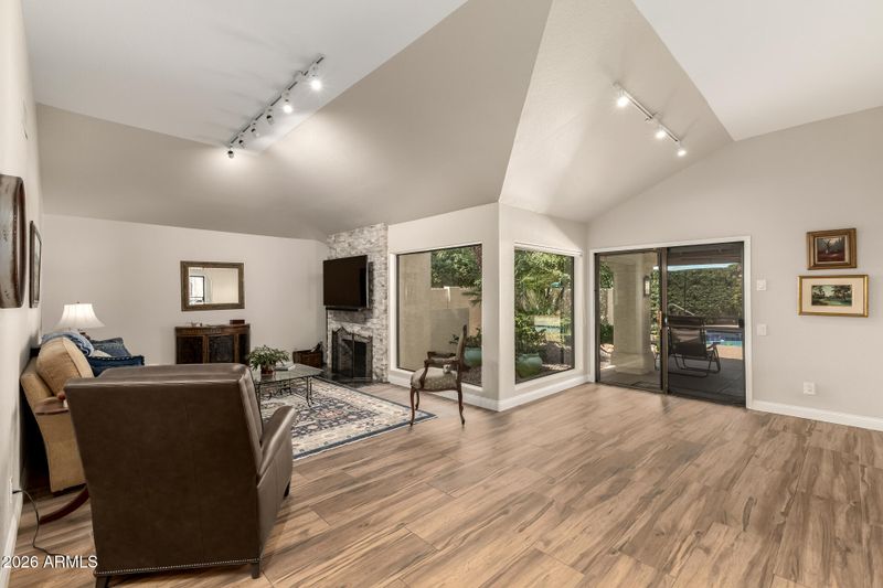 10010 E Sunnyslope Ln, Scottsdale, AZ 85258