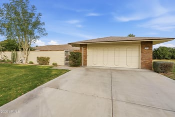 10010 Manzanita Dr, Sun, AZ 85373