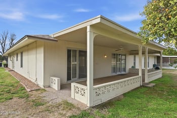 10010 Manzanita Dr, Sun City, AZ 85373