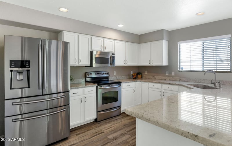 10010 Montecito Ave, Phoenix, AZ 85037