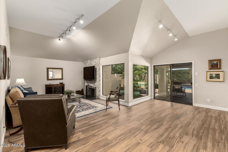 10010 Sunnyslope Ln, Scottsdale, AZ 85258