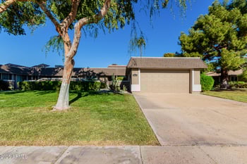 10012 Bolivar Dr, Sun City, AZ 85351