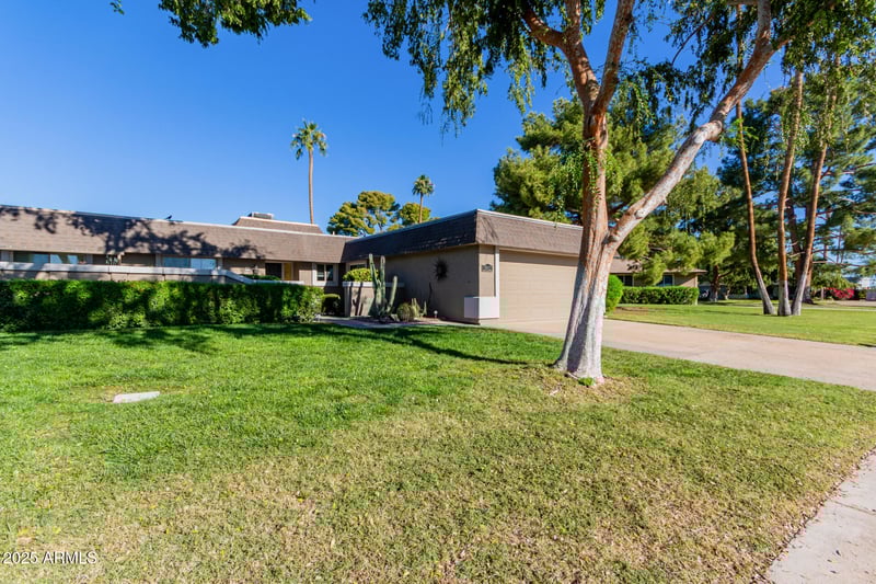 10012 Bolivar Dr, Sun City, AZ 85351