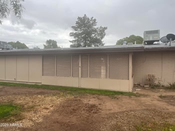 10012 Lakeview Cir, Sun City, AZ 85351