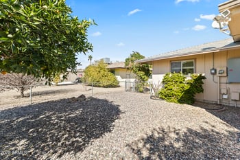 10013 Augusta Dr, Sun City, AZ 85351