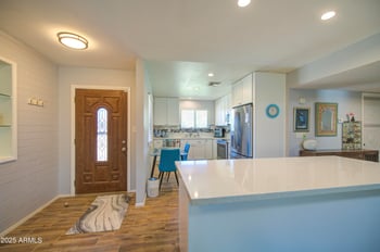 10013 Lakeview Cir, Sun, AZ 85351