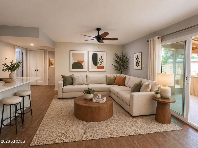 10013 Lakeview Cir, Sun City, AZ 85351