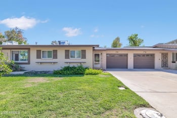 10013 W Lakeview Cir N, Sun City, AZ 85351