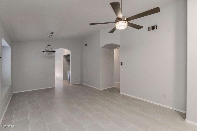 10013 W Turney Ave, Phoenix, AZ 85037
