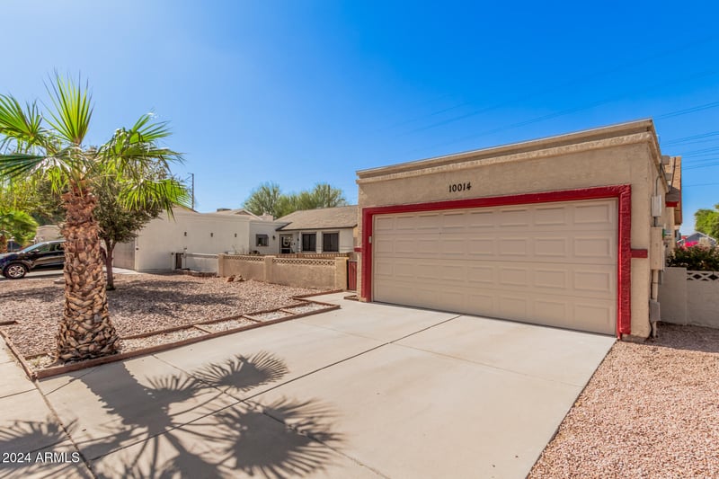 10014 66th Ln, Glendale, AZ 85302